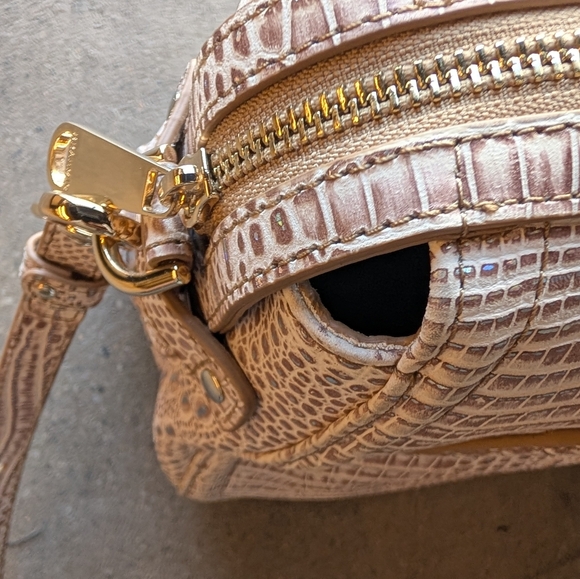 BRAHMIN Crossbody Bag 💛🤎🐊 - Picture 5 of 14